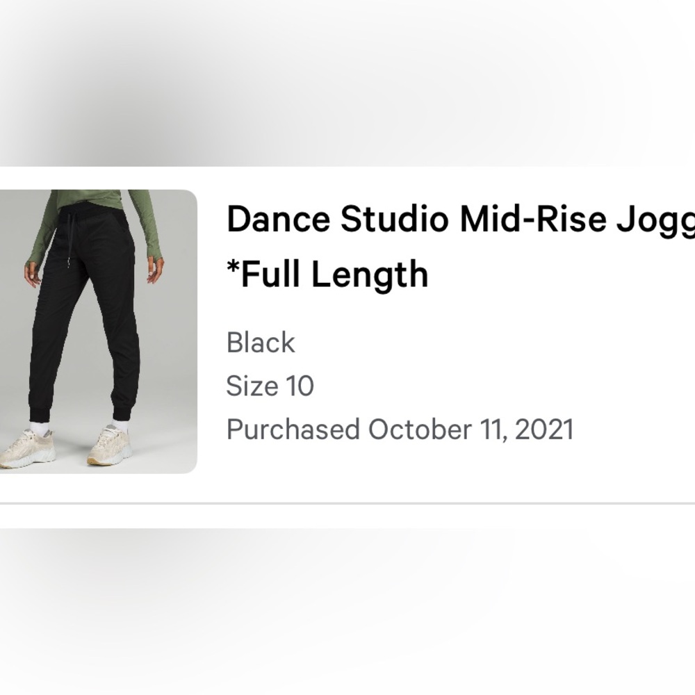 Lululemon joggers
Black
Size Large/10
